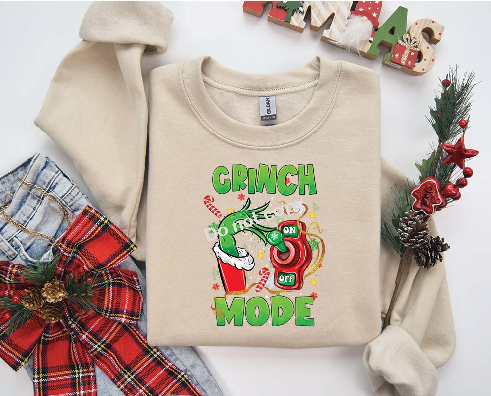 Christmas Green guy mode DTF Transfer